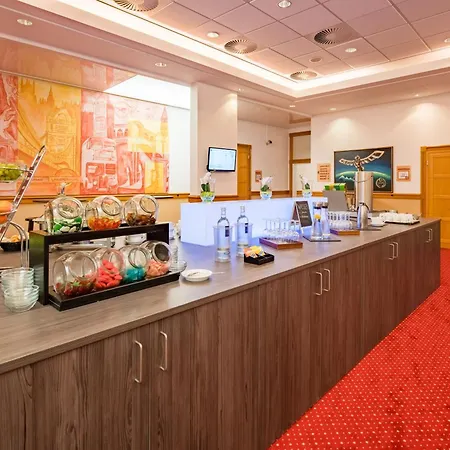 Hotel Airways Frankfurt Airport West 3*