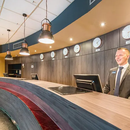 Airways Frankfurt Airport West ראונהיים