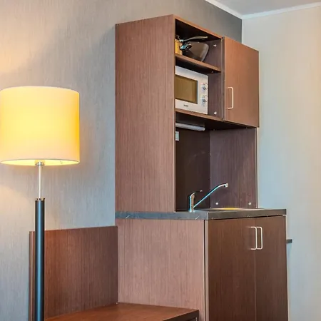 Hotell Airways Frankfurt Airport West Raunheim