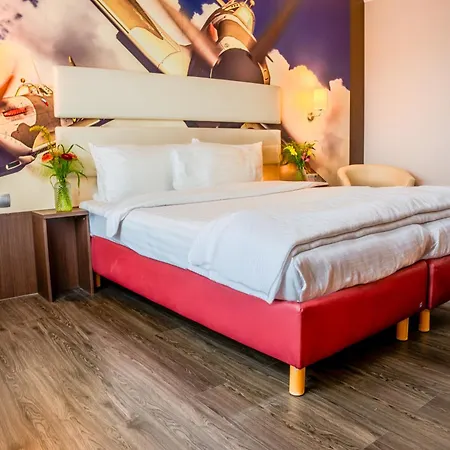 Airways Frankfurt Airport West Hotell 4*