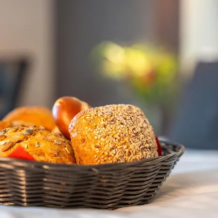 Airways Frankfurt Airport West Hotell