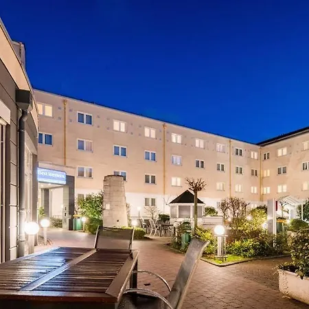 Hotell Airways Frankfurt Airport West Raunheim