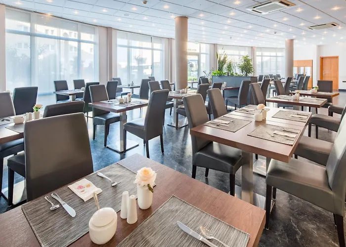 Airways Frankfurt Airport West Hotel