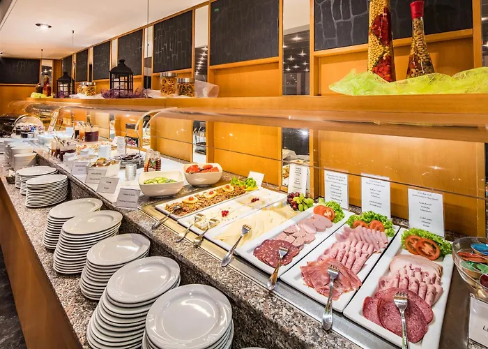 Hotel Airways Frankfurt Airport West 4*