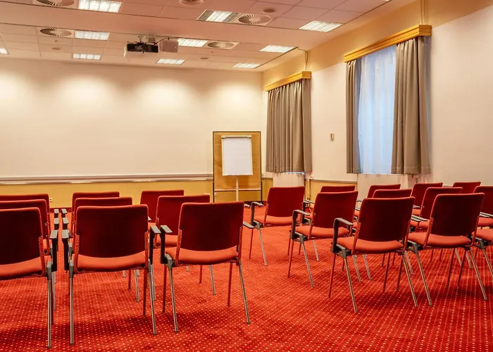 Airways Frankfurt Airport West Hotel